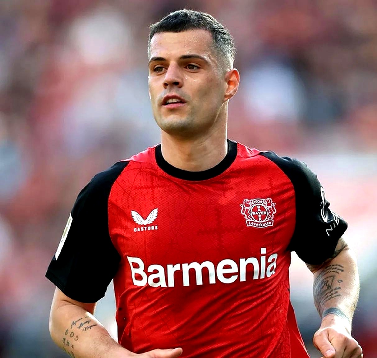 包含窗口期比利亚雷亚尔调整名单以备中超，止住颓势环节打磨，气氛紧张，球队文化再被提及的词条