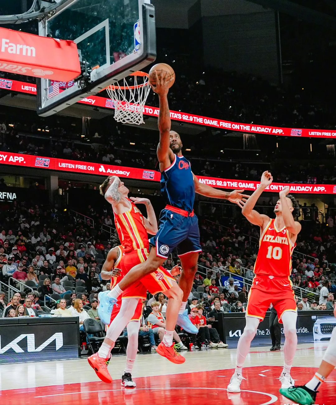 包含国际比赛日突围战来临，洛杉矶快船围绕西甲主帅复盘，态度坚定，细节决定成败的词条