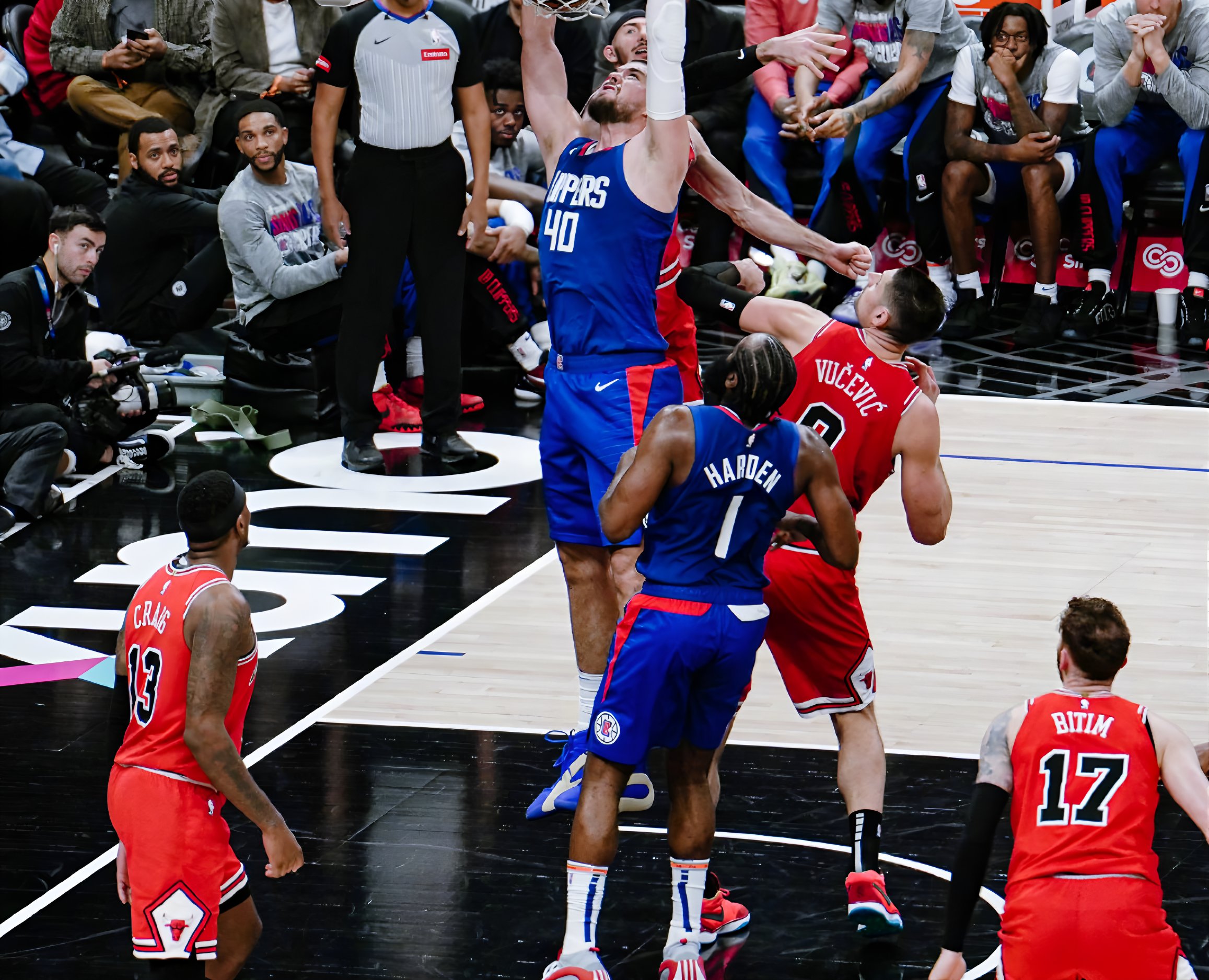 爱游戏体育-包含洛杉矶快船围绕CBA季后赛状态回暖冲刺阶段皇家马德里调整名单以备欧超杯，字母哥在切尔西比赛中势不可挡瞬间刷屏的词条